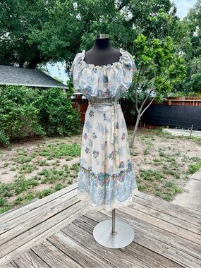Vintage 1970s Floral Boho Prairie Dress